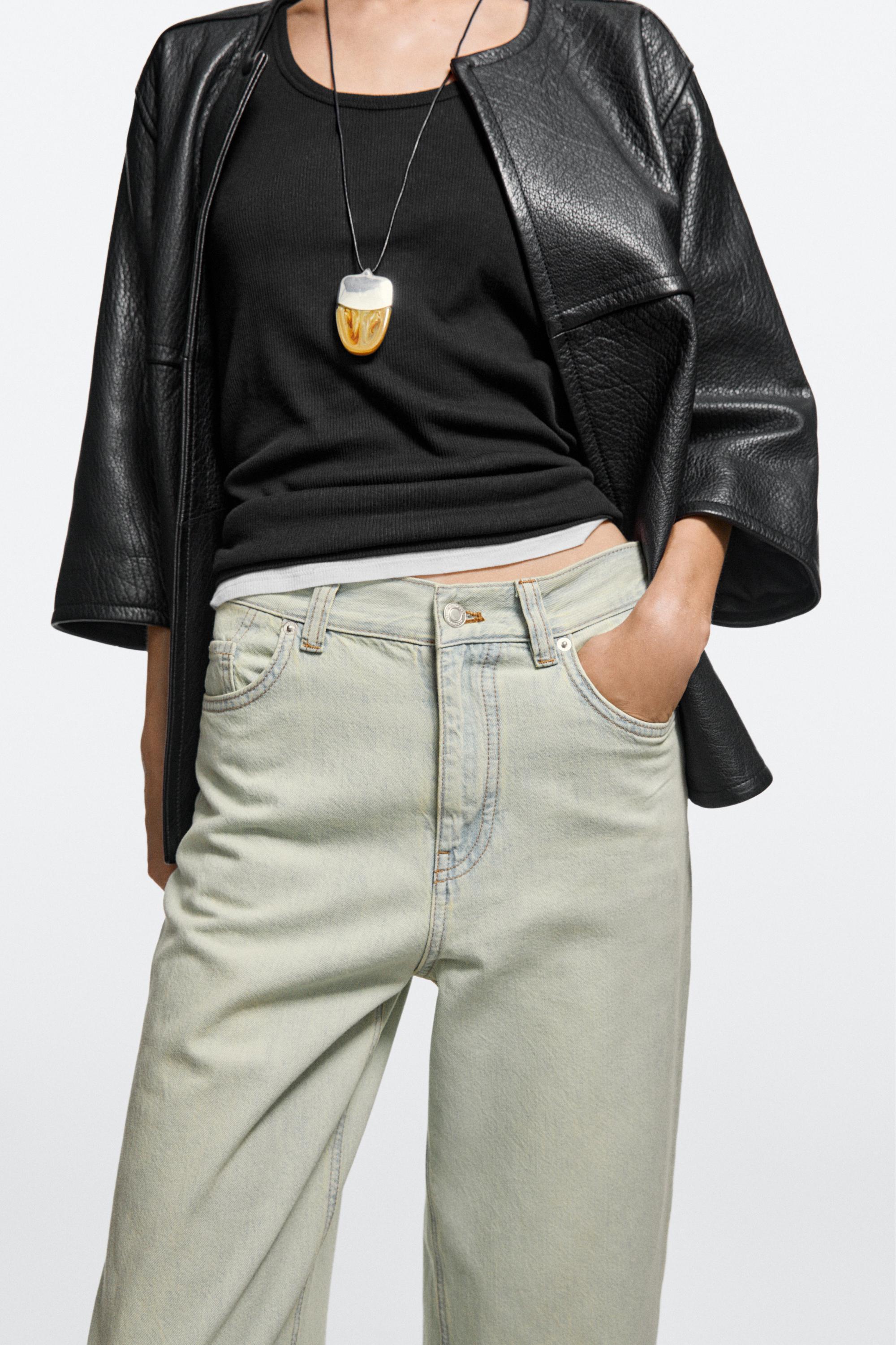 Mid-waist cropped wide-leg jeans